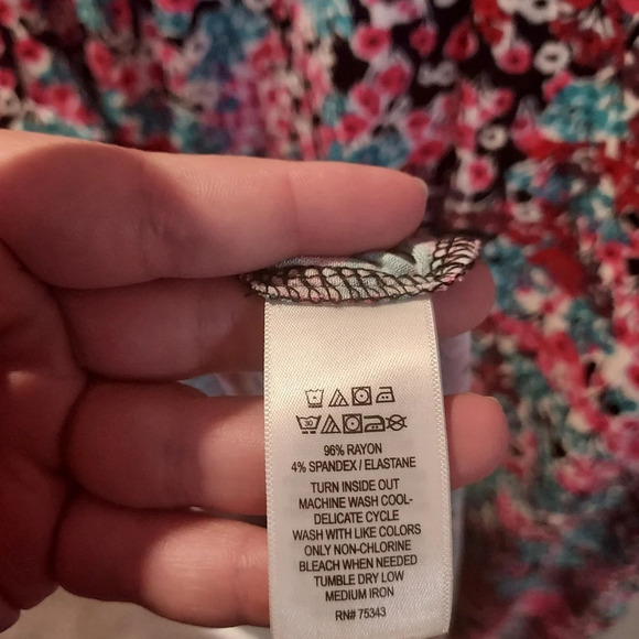 Paraphrase Floral Long Sleeve Faux Wrap Dress in Size XL Extra Large - Picture 9 of 10